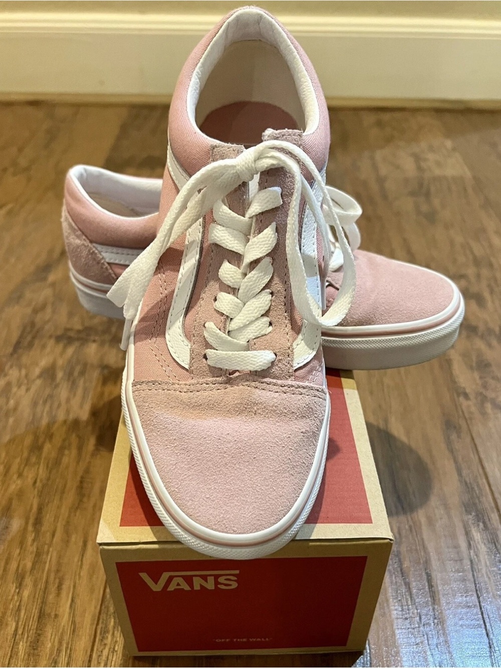 Vans Ward Old Skool Women's Sneakers Pink and White Canvas Skate Shoes Size 6